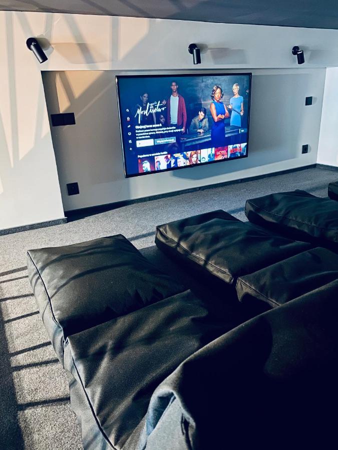 Hotel Thruster - mini kino, lobby, kuchnia, netflix Gdynia Zewnętrze zdjęcie